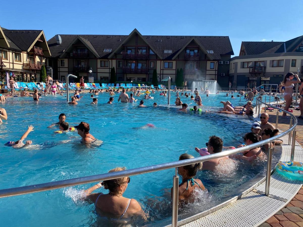 Apartment Family Besenova - Free Swimming Pool Ngoại thất bức ảnh