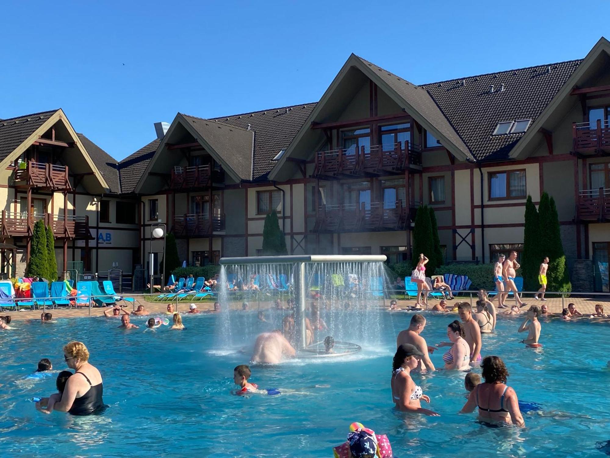 Apartment Family Besenova - Free Swimming Pool Ngoại thất bức ảnh